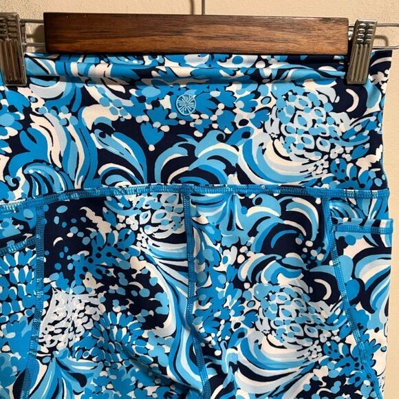 NWT Lilly Pulitzer South Beach High Rise Short Resort White Mermazing Size Small - Picture 3 of 9